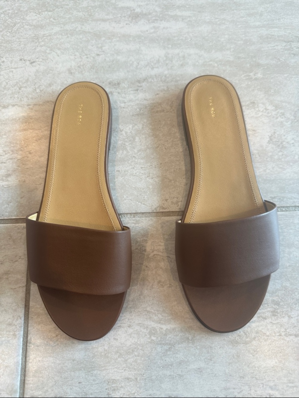 The Row Signum Slides - Picture 7 of 9